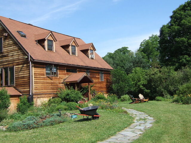 Brookton Hollow Farm Bed & Breakfast