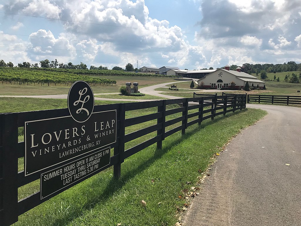 Lovers Leap Vineyards & Winery